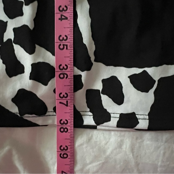 Modes Crystal Black & White Short Sleeve Scoop Neck Dress - Picture 4 of 7